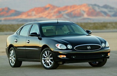 Buick LaCrosse Limousine 4d 2004- Buick Allure (Canada)